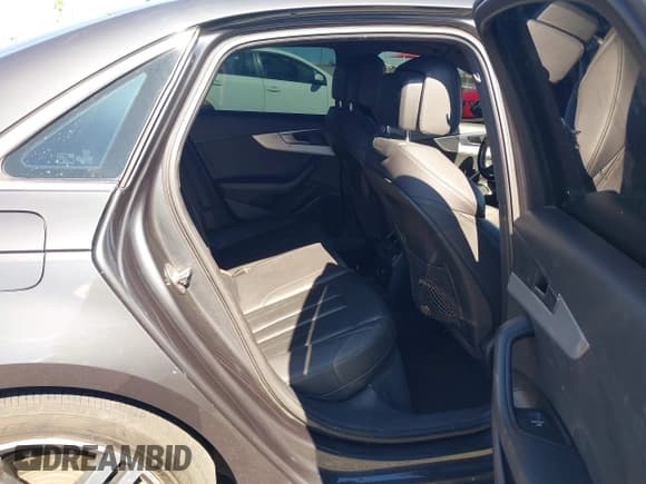 ✅ 2017 Audi A4 Premium Plus • VIN: WAUENAF4XHN027368 • Lot: 42704648. Listed on IAAI with 114,133 mi. Free auction sales archive from the USA and detailed vehicle history report at DreamBid. Image 8.