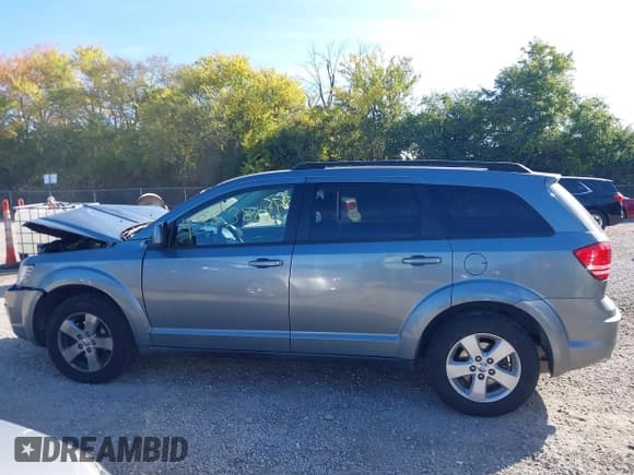 ✅ 2010 Dodge Journey SXT • VIN: 3D4PG5FV4AT176020 • Lot: 43538875. Wystawiony na IAAI z przebiegiem 117 723 mil. Bezpłatny archiwum sprzedaży aukcyjnych z USA i szczegółowy raport historii pojazdu na DreamBid. Zdjęcie 14.