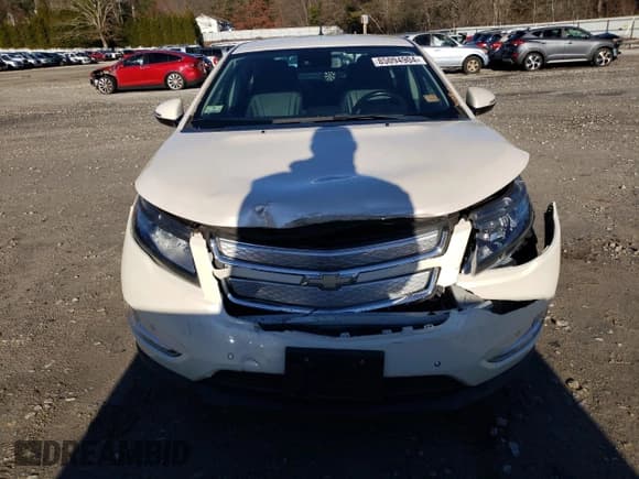 ✅ 2014 Chevrolet Volt • VIN: 1G1RH6E42EU165796 • Lot: 85094904. Wystawiony na Copart z przebiegiem 132 832 mil. Bezpłatny archiwum sprzedaży aukcyjnych z USA i szczegółowy raport historii pojazdu na DreamBid. Zdjęcie 5.