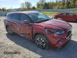 ✅ 2021 Toyota Highlander Hybrid XLE • VIN: 5TDGBRCH6MS535836 • Lot: 86263245. Wystawiony na Copart z przebiegiem 57 978 mil. Bezpłatny archiwum sprzedaży aukcyjnych z USA i szczegółowy raport historii pojazdu na DreamBid. Zdjęcie 4.
