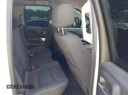 ✅ 2019 Chevrolet Silverado 1500 LT • VIN: 2GCRCPEC1K1108399 • Lot: 42600366. Wystawiony na IAAI z przebiegiem 81 617 mil. Bezpłatny archiwum sprzedaży aukcyjnych z USA i szczegółowy raport historii pojazdu na DreamBid. Zdjęcie 8.