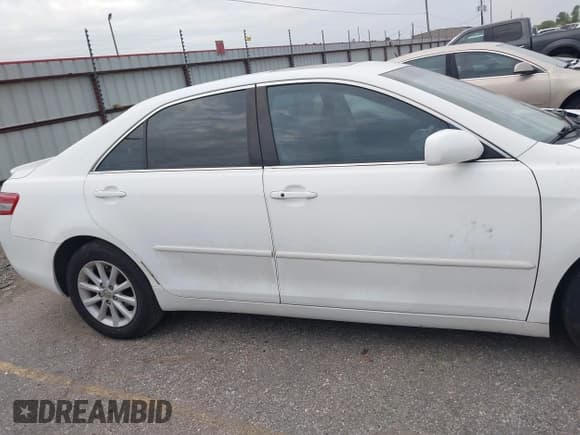 ✅ 2010 Toyota Camry LE • VIN: 4T1BK3EK2AU600796 • Lot: 42768913. Listed on IAAI with 188,215 mi. Free auction sales archive from the USA and detailed vehicle history report at DreamBid. Image 12.
