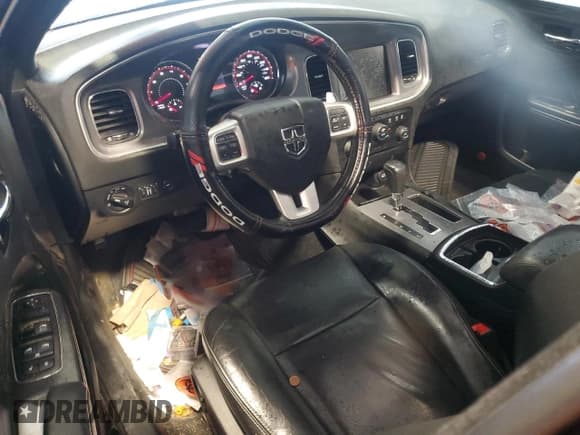 ✅ 2014 Dodge Charger RT • VIN: 2C3CDXCTXEH350873 • Lot: 82782705. Listed on Copart with 198,556 mi. Free auction sales archive from the USA and detailed vehicle history report at DreamBid. Image 8.