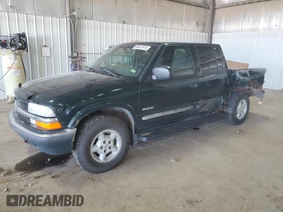 ✅ 2002 Chevrolet S-10 LS • VIN: 1GCDT13W62K104868 • Лот: 60457974. Опубликован ранее на Copart с пробегом 193 120 миль. Бесплатный доступ к архиву аукционных продаж из США и подробный отчёт об истории автомобиля на DreamBid. Изображение 1.