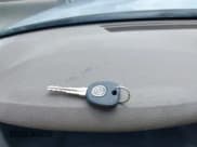 ✅ 2006 Cadillac DTS 1SB • VIN: 1G6KD57Y56U114215 • Lot: 42414204. Wystawiony na IAAI z przebiegiem 111 682 mil. Bezpłatny archiwum sprzedaży aukcyjnych z USA i szczegółowy raport historii pojazdu na DreamBid. Zdjęcie 11.