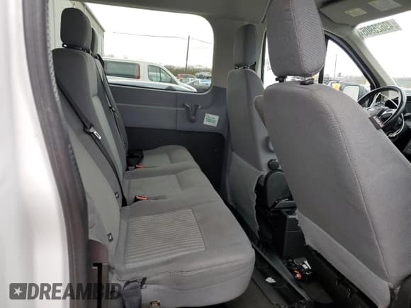 ✅ 2016 Ford Transit XL • VIN: 1FBZX2ZM4GKA26771 • Lot: 49625905. Wystawiony na Copart z przebiegiem 64 622 mil. Bezpłatny archiwum sprzedaży aukcyjnych z USA i szczegółowy raport historii pojazdu na DreamBid. Zdjęcie 11.