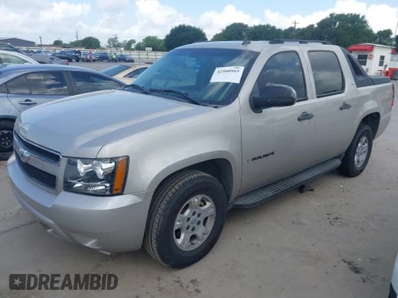 ✅ 2007 Chevrolet Avalanche LTZ • VIN: 3GNEC12057G137514 • Lot: 42508965. Listed on IAAI with 185,295 mi. Free auction sales archive from the USA and detailed vehicle history report at DreamBid. Image 2.