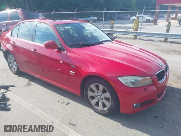 ✅ 2011 BMW 3 Series 328i xDrive • VIN: WBAPK7C56BA816181 • Lot: 42496903. Wystawiony na IAAI z przebiegiem 152 043 mil. Bezpłatny archiwum sprzedaży aukcyjnych z USA i szczegółowy raport historii pojazdu na DreamBid. Zdjęcie 1.