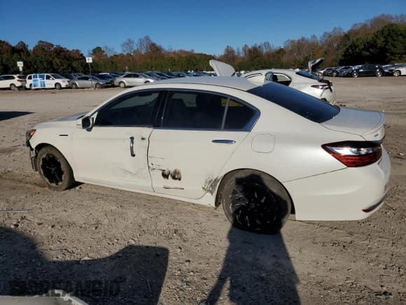 ✅ 2017 Honda Accord • VIN: JHMCR6F31HC010200 • Лот: 91447285. Опубликован ранее на Copart с пробегом 123 926 миль. Бесплатный доступ к архиву аукционных продаж из США и подробный отчёт об истории автомобиля на DreamBid. Изображение 2.