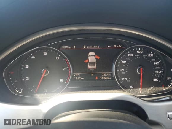 ✅ 2015 Audi A8 • VIN: WAUJGAFD2FN030416 • Lot: 54534635. Listed on Copart with 133,594 mi. Free auction sales archive from the USA and detailed vehicle history report at DreamBid. Image 9.