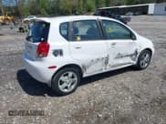 ✅ 2006 Chevrolet Aveo LS • VIN: KL1TD66666B532387 • Lot: 41989941. Wystawiony na IAAI z przebiegiem 117 000 mil. Bezpłatny archiwum sprzedaży aukcyjnych z USA i szczegółowy raport historii pojazdu na DreamBid. Zdjęcie 4.