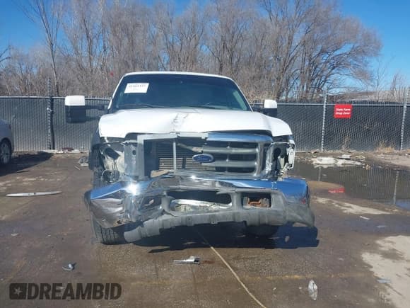 ✅ 1999 Ford F-250 XL • VIN: 1FTNX20F6XEF07127 • Lot: 41661157. Listed on IAAI with 225,319 mi. Free auction sales archive from the USA and detailed vehicle history report at DreamBid. Image 6.