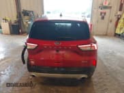 ✅ 2022 Ford Escape SEL • VIN: 1FMCU9H60NUB70515 • Lot: 43265394. Wystawiony na IAAI z przebiegiem 14 664 mil. Bezpłatny archiwum sprzedaży aukcyjnych z USA i szczegółowy raport historii pojazdu na DreamBid. Zdjęcie 16.