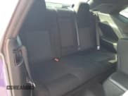 ✅ 2018 Dodge Challenger SXT Plus • VIN: 2C3CDZAG0JH318090 • Lot: 64545194. Wystawiony na Copart z przebiegiem 82 047 mil. Bezpłatny archiwum sprzedaży aukcyjnych z USA i szczegółowy raport historii pojazdu na DreamBid. Zdjęcie 10.