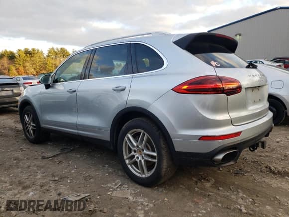 ✅ 2016 Porsche Cayenne • VIN: WP1AA2A2XGKA09038 • Lot: 69164122. Listed on Copart with 118,333 mi. Free auction sales archive from the USA and detailed vehicle history report at DreamBid. Image 2.