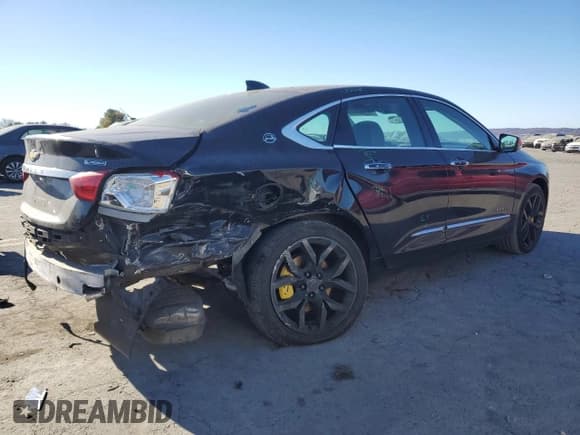 ✅ 2017 Chevrolet Impala Premier • VIN: 2G1145S38H9125593 • Лот: 79284054. Опубликован ранее на Copart с пробегом 165 663 миль. Бесплатный доступ к архиву аукционных продаж из США и подробный отчёт об истории автомобиля на DreamBid. Изображение 3.