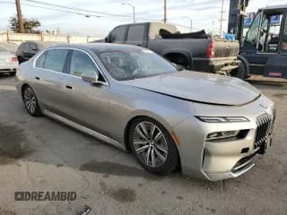 ✅ 2024 BMW i7 eDrive50 • VIN: WBY43EJ09RCR44541 • Lot: 79568514. Wystawiony na Copart z przebiegiem 520 mil. Bezpłatny archiwum sprzedaży aukcyjnych z USA i szczegółowy raport historii pojazdu na DreamBid. Zdjęcie 4.