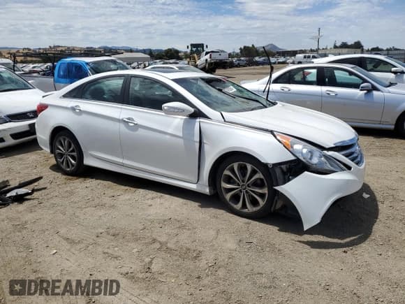 ✅ 2014 Hyundai Sonata Limited • VIN: 5NPEC4AB5EH815132 • Lot: 60769584. Wystawiony na Copart z przebiegiem 122 199 mil. Bezpłatny archiwum sprzedaży aukcyjnych z USA i szczegółowy raport historii pojazdu na DreamBid. Zdjęcie 4.