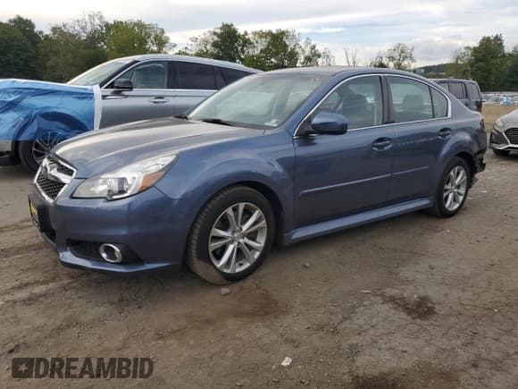 ✅ 2013 Subaru Legacy Limited • VIN: 4S3BMDP67D2023199 • Lot: 81022465. Wystawiony na Copart z przebiegiem 82 415 mil. Bezpłatny archiwum sprzedaży aukcyjnych z USA i szczegółowy raport historii pojazdu na DreamBid. Zdjęcie 1.