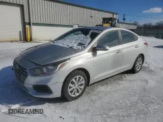 ✅ 2022 Hyundai Accent SE • VIN: 3KPC24A69NE163889 • Лот: 44427395. Опубликован ранее на Copart с пробегом 27 224 миль. Бесплатный доступ к архиву аукционных продаж из США и подробный отчёт об истории автомобиля на DreamBid. Изображение 1.