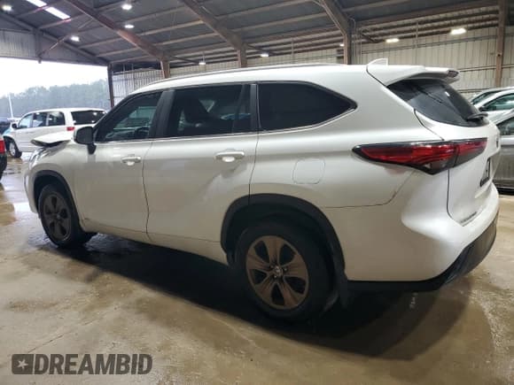 ✅ 2023 Toyota Highlander Hybrid Bronze Edition • VIN: 5TDABRCH3PS564396 • Lot: 47408235. Wystawiony na Copart z przebiegiem 100 855 mil. Bezpłatny archiwum sprzedaży aukcyjnych z USA i szczegółowy raport historii pojazdu na DreamBid. Zdjęcie 2.