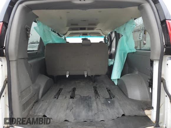 ✅ 2019 Chevrolet Express Passenger LS • VIN: 1GAWGEFG1K1334129 • Lot: 58387905. Listed on Copart with 40,557 mi. Free auction sales archive from the USA and detailed vehicle history report at DreamBid. Image 13.