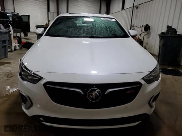 ✅ 2018 Buick Regal GS • VIN: W04GS6SSXJ1130903 • Lot: 55407545. Listed on Copart with 78,096 mi. Free auction sales archive from the USA and detailed vehicle history report at DreamBid. Image 5.
