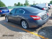 ✅ 2009 Nissan Maxima SV • VIN: 1N4AA51E19C860967 • Lot: 42443932. Wystawiony na IAAI z przebiegiem 244 992 mil. Bezpłatny archiwum sprzedaży aukcyjnych z USA i szczegółowy raport historii pojazdu na DreamBid. Zdjęcie 3.