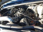 ✅ 2005 Chevrolet Silverado 2500HD LS • VIN: 1GCHK23U65F800202 • Lot: 41501212. Wystawiony na IAAI z przebiegiem 247 454 mil. Bezpłatny archiwum sprzedaży aukcyjnych z USA i szczegółowy raport historii pojazdu na DreamBid. Zdjęcie 10.