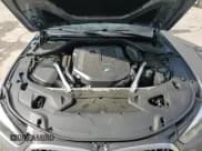 ✅ 2025 BMW 8 Series 840i • VIN: WBAAE4C00SCS38826 • Lot: 85021424. Wystawiony na Copart z przebiegiem 10 018 mil. Bezpłatny archiwum sprzedaży aukcyjnych z USA i szczegółowy raport historii pojazdu na DreamBid. Zdjęcie 13.