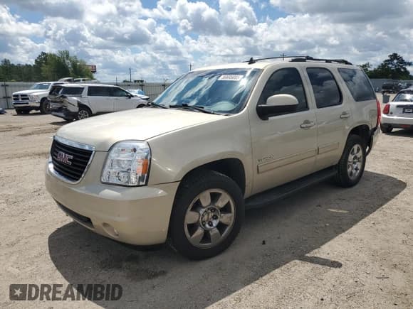 ✅ 2010 GMC Yukon SLT • VIN: 1GKUCCE01AR130048 • Lot: 56695885. Listed on Copart with 206,344 mi. Free auction sales archive from the USA and detailed vehicle history report at DreamBid. Image 1.