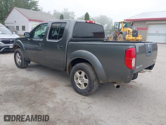 ✅ 2006 Nissan Frontier LE • VIN: 1N6AD07W56C455045 • Лот: 42536155. Опубликован ранее на IAAI с пробегом 124 716 миль. Бесплатный доступ к архиву аукционных продаж из США и подробный отчёт об истории автомобиля на DreamBid. Изображение 3.