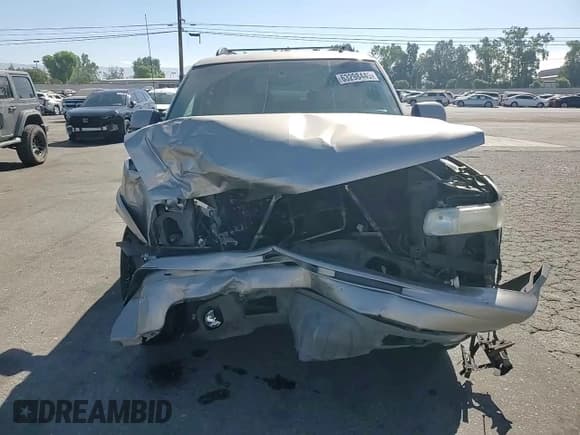 ✅ 2002 Chevrolet Suburban Z71 • VIN: 3GNFK16Z82G233842 • Lot: 63298445. Listed on Copart with 184,222 mi. Free auction sales archive from the USA and detailed vehicle history report at DreamBid. Image 14.