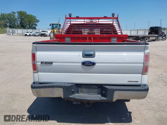 ✅ 2012 Ford F-150 XL • VIN: 1FTFX1EF7CKE39326 • Лот: 42560236. Опубликован ранее на IAAI с пробегом 212 140 миль. Бесплатный доступ к архиву аукционных продаж из США и подробный отчёт об истории автомобиля на DreamBid. Изображение 17.