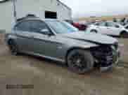 2011 BMW 3 Series z VIN WBAPG7G58BNN18042, wystawiony jako Copart lot #83788495 z przebiegiem 251 963 mil mil oraz Szkoda całkowita • Salvage title. Historia ofert i sprzedaży dostępna na DreamBid. Obrazek 4.