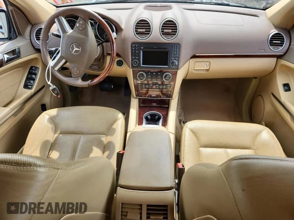 ✅ 2009 Mercedes-Benz GL 550 • VIN: 4JGBF86E39A497668 • Лот: 64015695. Опубликован ранее на Copart с пробегом 217 712 миль. Бесплатный доступ к архиву аукционных продаж из США и подробный отчёт об истории автомобиля на DreamBid. Изображение 8.