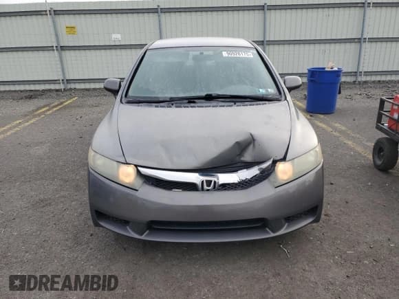 ✅ 2010 Honda Civic LX • VIN: 2HGFA1F57AH550696 • Лот: 90928175. Опубликован ранее на Copart с пробегом 215 763 миль. Бесплатный доступ к архиву аукционных продаж из США и подробный отчёт об истории автомобиля на DreamBid. Изображение 5.