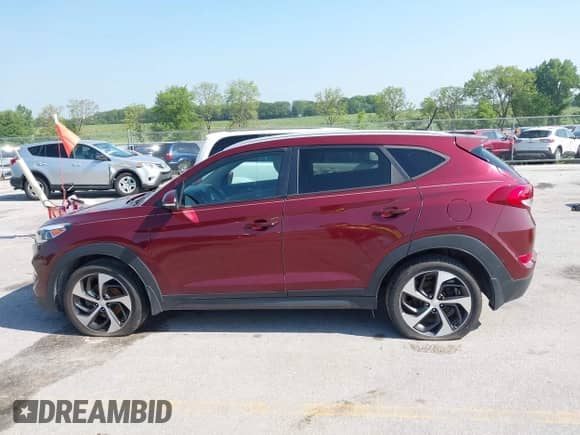 2016 Hyundai Tucson Sport with VIN KM8J3CA24GU084397, listed as a IAAI auction lot 42701460 with 105,474 mi miles and . Bid and sale history available at DreamBid. Image 14.