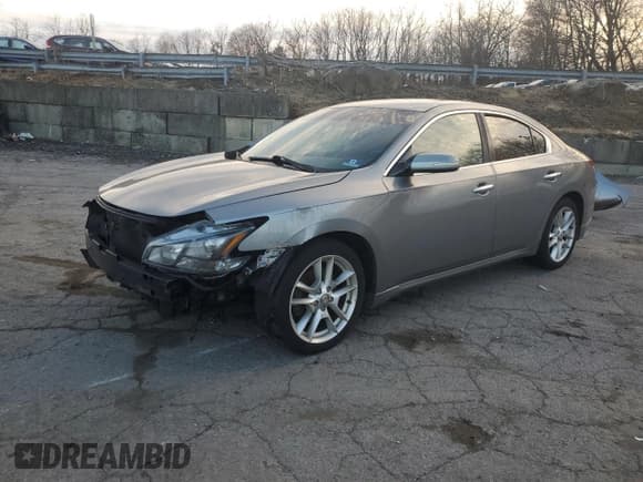 ✅ 2009 Nissan Maxima SV • VIN: 1N4AA51E99C800192 • Лот: 93482915. Опубликован ранее на Copart с пробегом 173 191 миль. Бесплатный доступ к архиву аукционных продаж из США и подробный отчёт об истории автомобиля на DreamBid. Изображение 1.