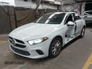 ✅ 2020 Mercedes-Benz A 220 • VIN: WDD3G4EB4LW042270 • Lot: 43459566. Wystawiony na IAAI z przebiegiem 70 059 mil. Bezpłatny archiwum sprzedaży aukcyjnych z USA i szczegółowy raport historii pojazdu na DreamBid. Zdjęcie 17.