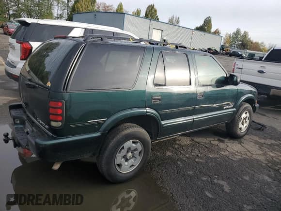 ✅ 2003 Chevrolet Blazer LS • VIN: 1GNDT13X43K162107 • Lot: 74463044. Wystawiony na Copart z przebiegiem 203 004 mil. Bezpłatny archiwum sprzedaży aukcyjnych z USA i szczegółowy raport historii pojazdu na DreamBid. Zdjęcie 3.