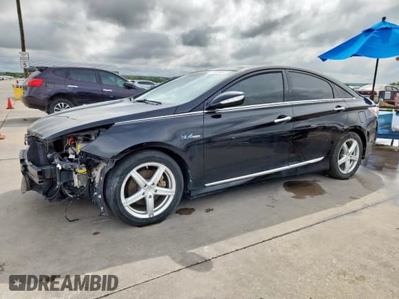 ✅ 2015 Hyundai Sonata • VIN: KMHEC4A44FA129184 • Лот: 84005665. Опубликован ранее на Copart с пробегом 150 397 миль. Бесплатный доступ к архиву аукционных продаж из США и подробный отчёт об истории автомобиля на DreamBid. Изображение 1.