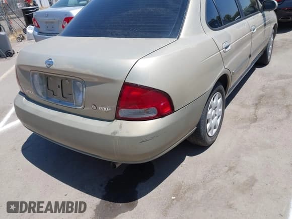 ✅ 2002 Nissan Sentra GXE • VIN: 3N1CB51D32L589284 • Лот: 42691491. Опубликован ранее на IAAI с пробегом 89 145 миль. Бесплатный доступ к архиву аукционных продаж из США и подробный отчёт об истории автомобиля на DreamBid. Изображение 6.