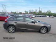 ✅ 2014 Mazda 3 i Sport • VIN: JM1BM1K7XE1213729 • Lot: 42098411. Listed on IAAI with 378,589 mi. Free auction sales archive from the USA and detailed vehicle history report at DreamBid. Image 13.
