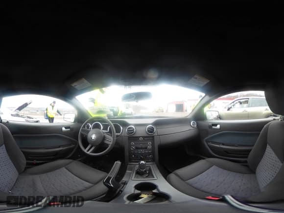 ✅ 2009 Ford Mustang GT • VIN: 1ZVHT82HX95119781 • Лот: 41482288. Опубликован ранее на IAAI с пробегом 70 757 миль. Бесплатный доступ к архиву аукционных продаж из США и подробный отчёт об истории автомобиля на DreamBid. Изображение 18.