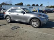 ✅ 2014 Infiniti QX70 • VIN: JN8CS1MW2EM413392 • Лот: 42974095. Опубликован ранее на Copart с пробегом 192 020 миль. Бесплатный доступ к архиву аукционных продаж из США и подробный отчёт об истории автомобиля на DreamBid. Изображение 4.