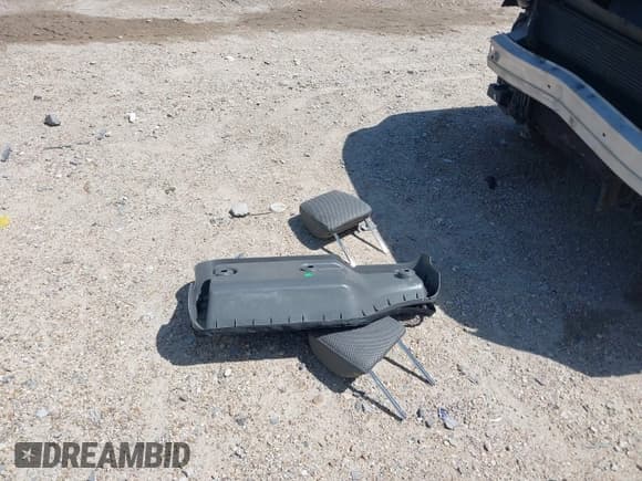 ✅ 2016 Nissan Frontier Pro-4X • VIN: 1N6AD0EV7GN718278 • Lot: 42128315. Wystawiony na IAAI z przebiegiem 107 891 mil. Bezpłatny archiwum sprzedaży aukcyjnych z USA i szczegółowy raport historii pojazdu na DreamBid. Zdjęcie 12.