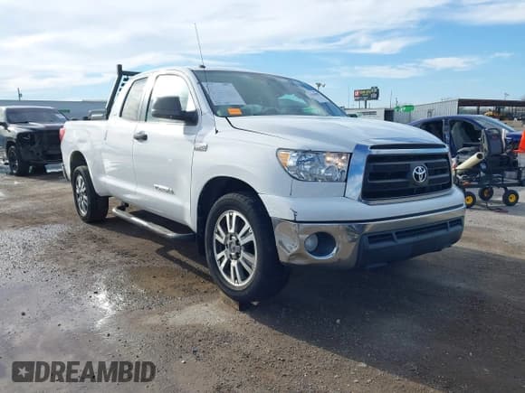 ✅ 2011 Toyota Tundra • VIN: 5TFRY5F10BX114555 • Lot: 41418089. Listed on IAAI with 259,869 mi. Free auction sales archive from the USA and detailed vehicle history report at DreamBid. Image 1.