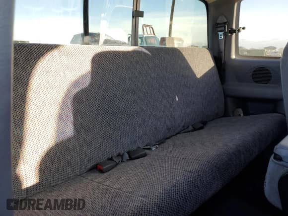 1998 Dodge 1500 с VIN 3B7HF12Y2WM287017, выставлен на аукционе Copart как лот 43969735 с пробегом 65 788 миль миль и Списание • Salvage title. История ставок и продаж доступна на DreamBid. Изображение 10.