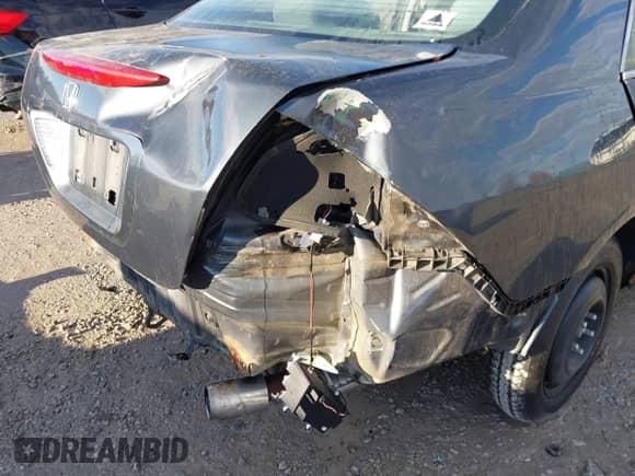 2006 Honda Accord LX с VIN 3HGCM56456G711384, выставлен на аукционе IAAI как лот 43560311 с пробегом 194 958 миль миль и . История ставок и продаж доступна на DreamBid. Изображение 13.